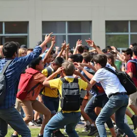 pancadaria em escola